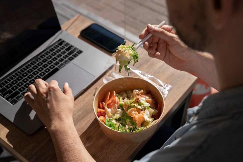 Delicious Office Lunch Ideas to Elevate Your Workday 