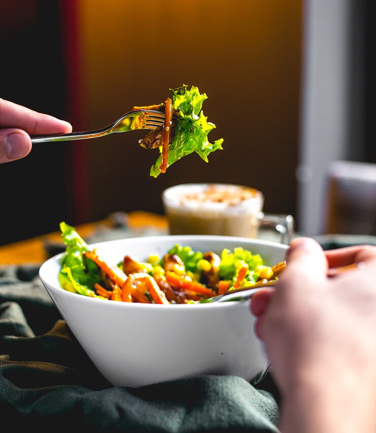 The Rise of Guilt-Free Grub: Exploring the World of Healthy Fast Food